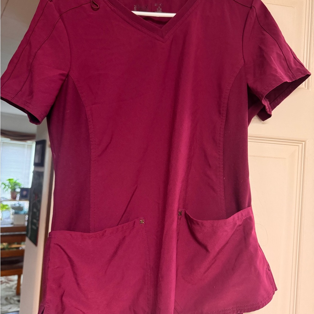 Women's V-Neck Short Sleeve Scrub top